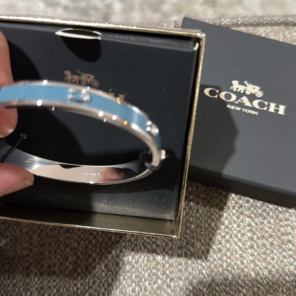 Coach Silver and Blue Bracelet new with tags in box - Picture 1 of 8
